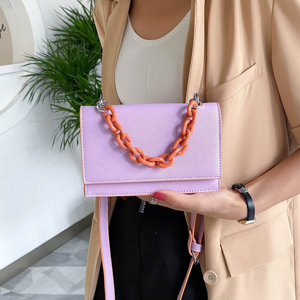 High Contrast Shoulder Bag in Lavender